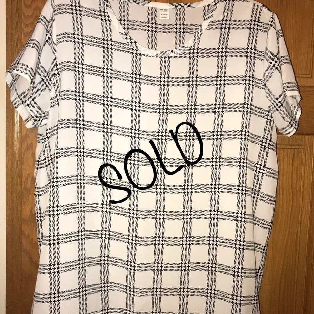 Old Navy XL white/black plaid blouse shirt